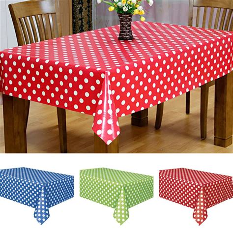 disposable tablecloths for weddings